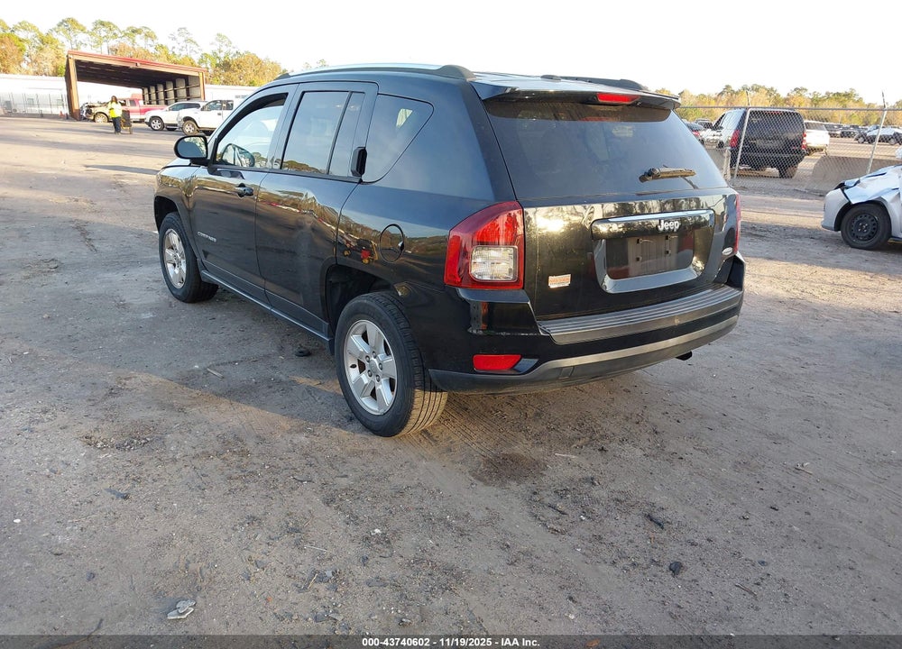 2014 JEEP COMPASS LATITUDE VIN: 1C4NJCEA0ED607618