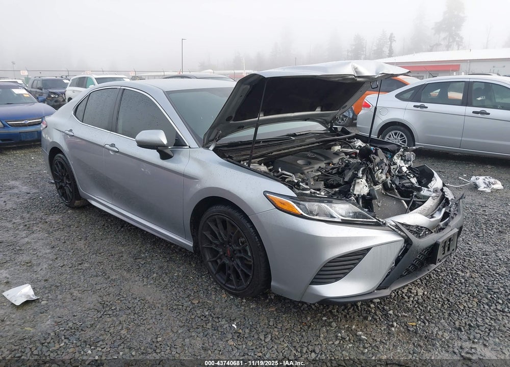 2020 TOYOTA CAMRY SE VIN: 4T1G11AK3LU374581
