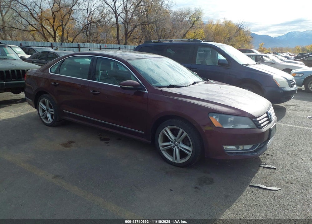 2012 VOLKSWAGEN PASSAT 2.0L TDI SE VIN: 1VWBN7A39CC051623