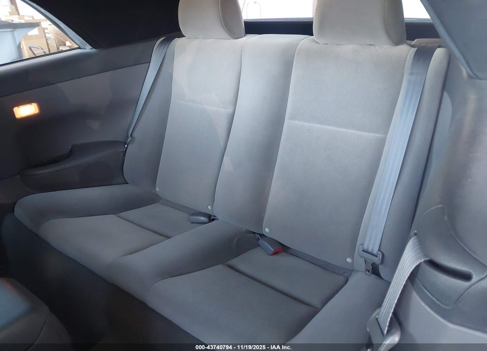 2004 TOYOTA CAMRY SOLARA SE VIN: 4T1FA38P64U026803