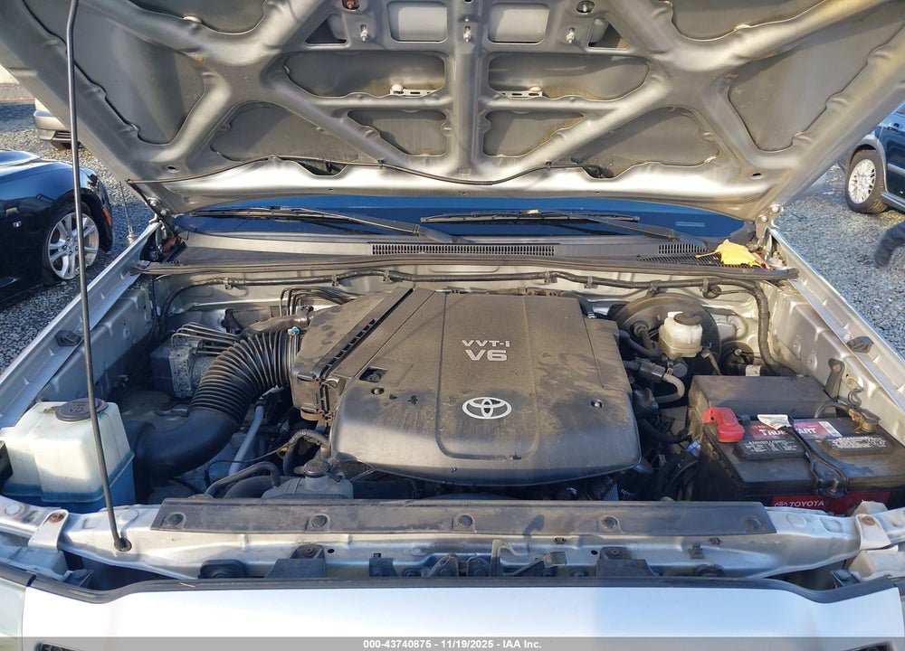 2011 TOYOTA TACOMA BASE V6 VIN: 3TMMU4FN6BM029535
