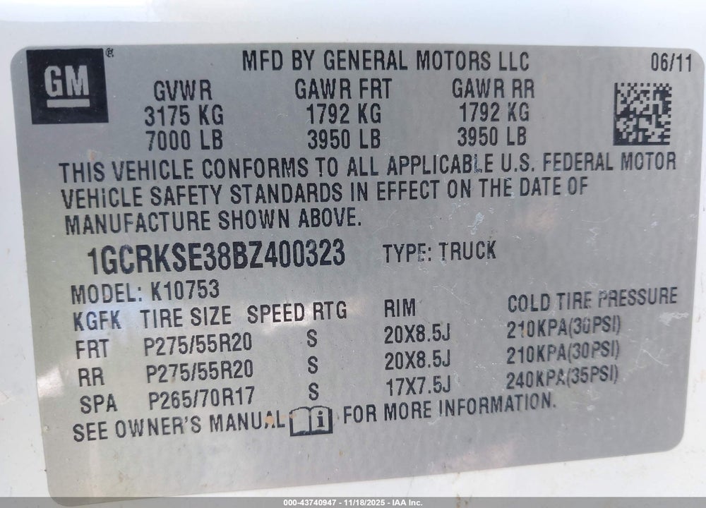 2011 CHEVROLET SILVERADO 1500 LT VIN: 1GCRKSE38BZ400323