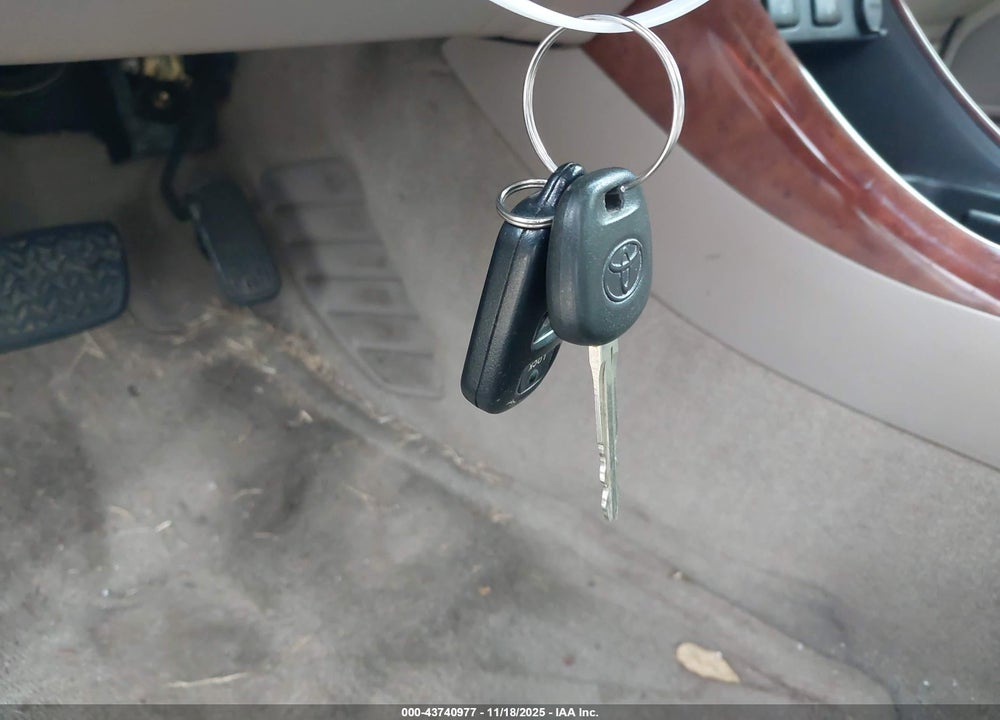 2003 TOYOTA CAMRY XLE VIN: 4T1BE30K43U244188