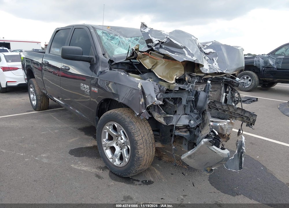 2019 RAM 1500 CLASSIC SLT  4X2 6'4 BOX VIN: 1C6RR6TT6KS697212