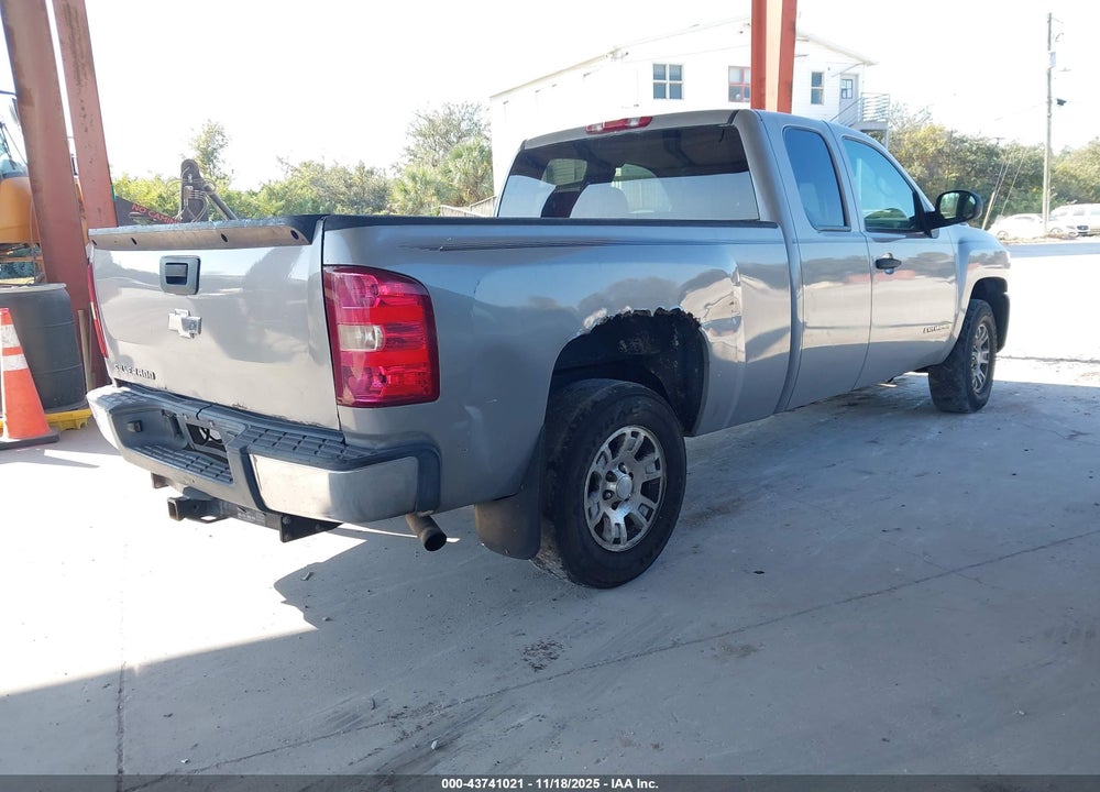2007 CHEVROLET SILVERADO 1500 LT1 VIN: 2GCEK19J571724783