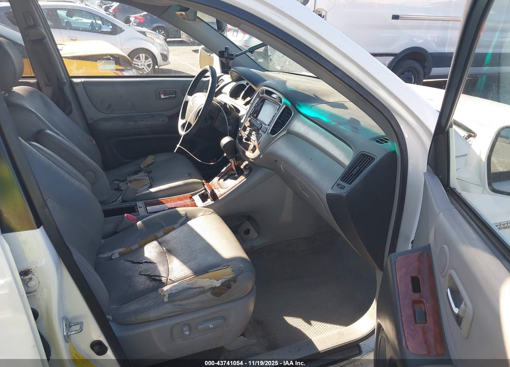 2006 TOYOTA HIGHLANDER HYBRID LIMITED V6 VIN: JTEEW21AX60026567