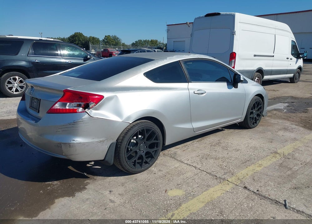 2013 HONDA CIVIC LX VIN: 2HGFG3B58DH523124