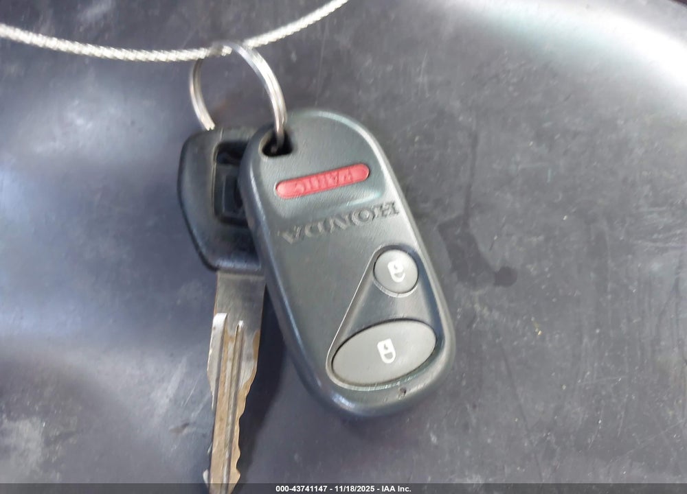 2003 HONDA CIVIC HYBRID VIN: JHMES96623S029507