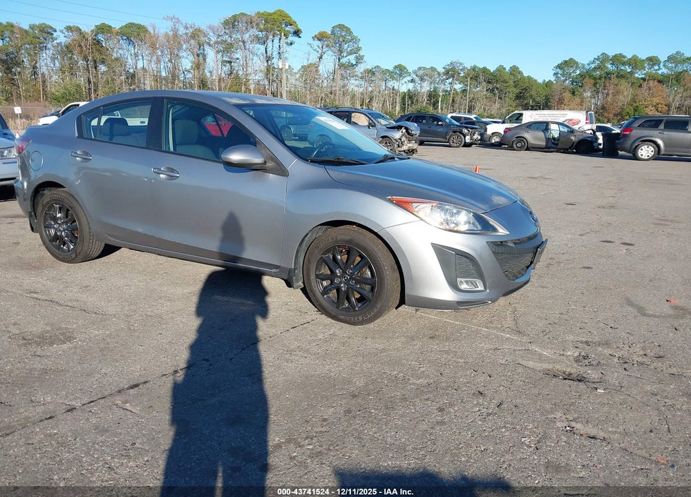 2011 MAZDA 3 I SPORT VIN: JM1BL1UF3B1474896