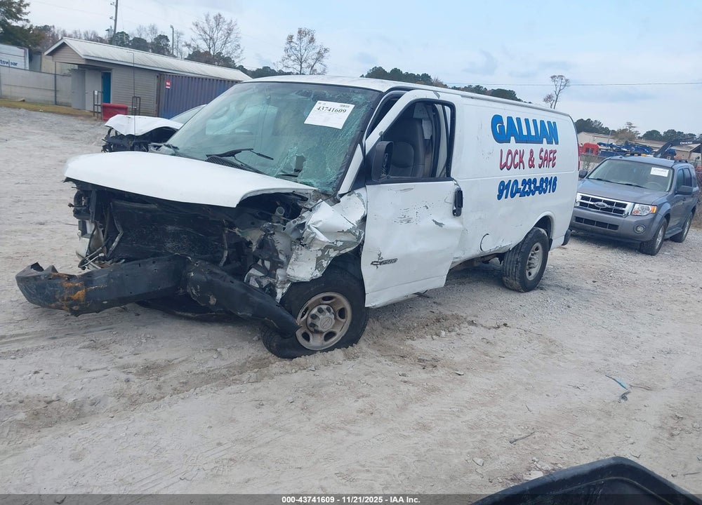 2005 CHEVROLET EXPRESS VIN: 1GCGG25U151252729