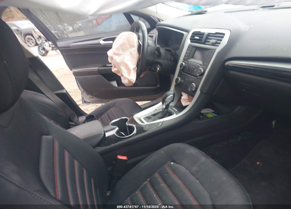 2014 FORD FUSION VIN: 1FA6P0HD4E5358909