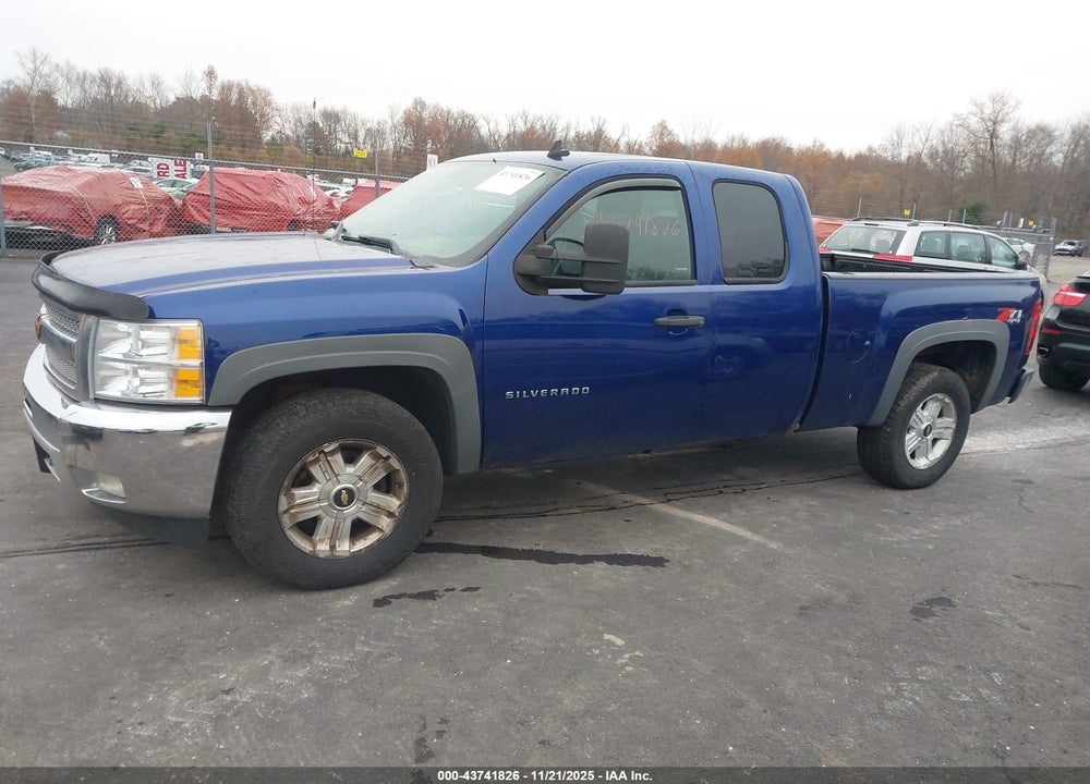 2013 CHEVROLET SILVERADO 1500 LT VIN: 1GCRKSE77DZ157366
