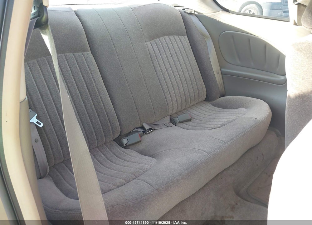 2000 PONTIAC GRAND AM SE2 VIN: 1G2NG12E6YM877102