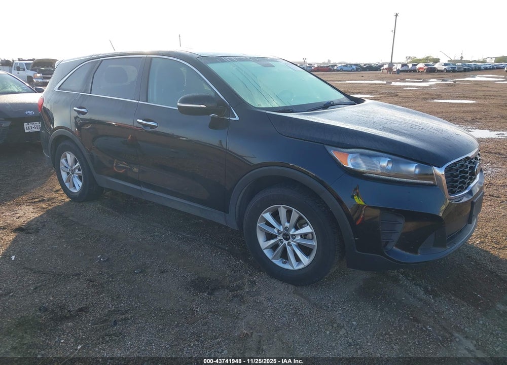 2019 KIA SORENTO 2.4L L VIN: 5XYPG4A39KG593039