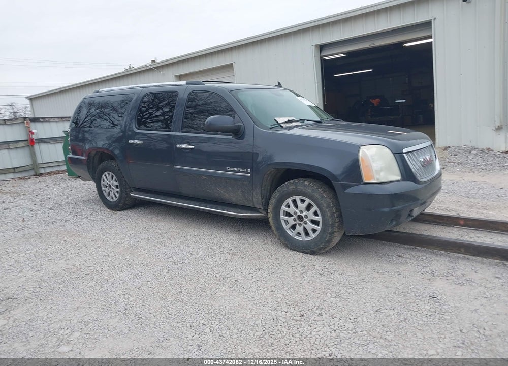 2008 GMC YUKON XL 1500 DENALI VIN: 1GKFK66878J131537