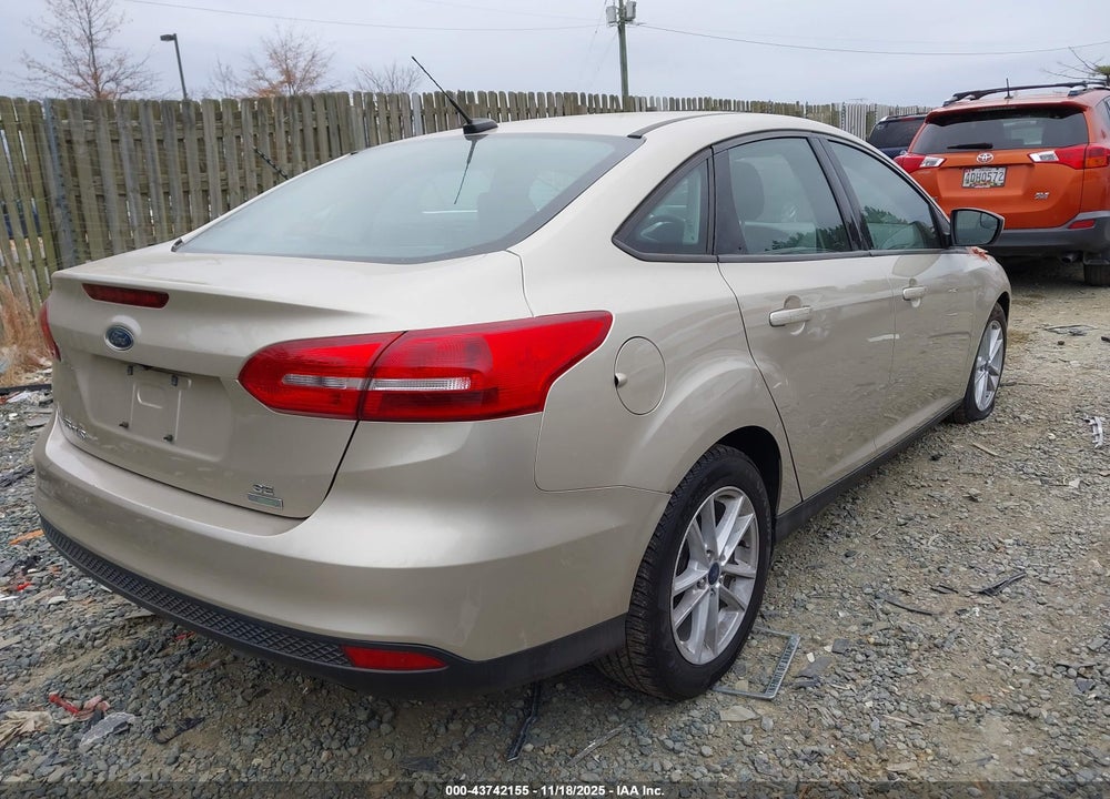 2018 FORD FOCUS SE VIN: 1FADP3FE1JL276579