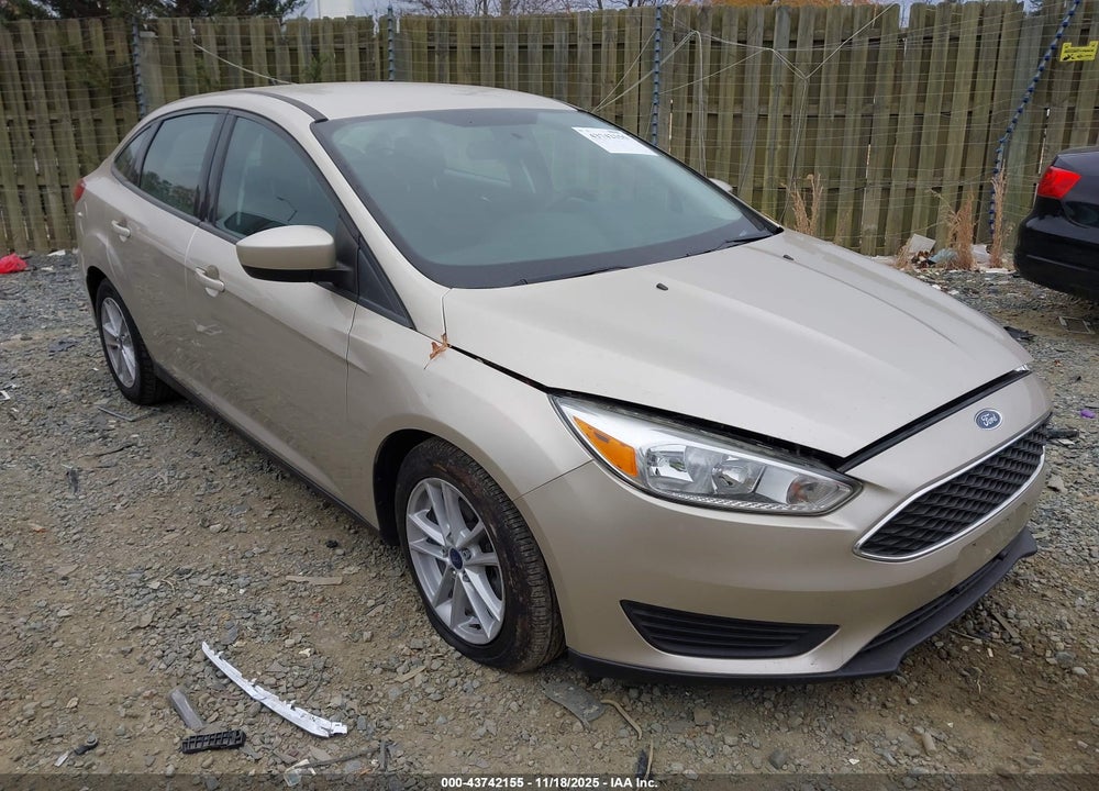 2018 FORD FOCUS SE VIN: 1FADP3FE1JL276579