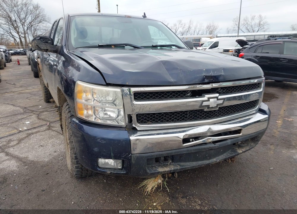 2010 CHEVROLET SILVERADO 1500 LT VIN: 1GCSKSE32AZ133938