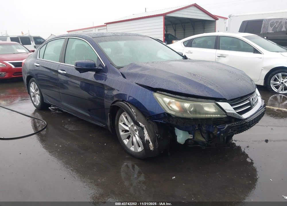 2013 HONDA ACCORD EX VIN: 1HGCR2F79DA075946