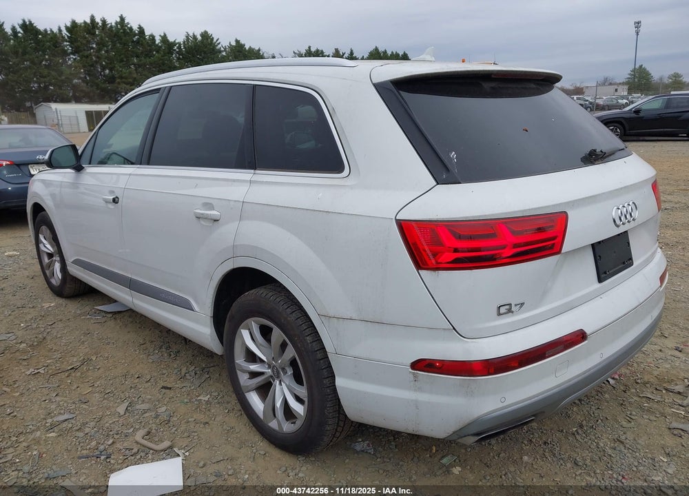 2018 AUDI Q7 3.0T PREMIUM VIN: WA1LAAF74JD002648
