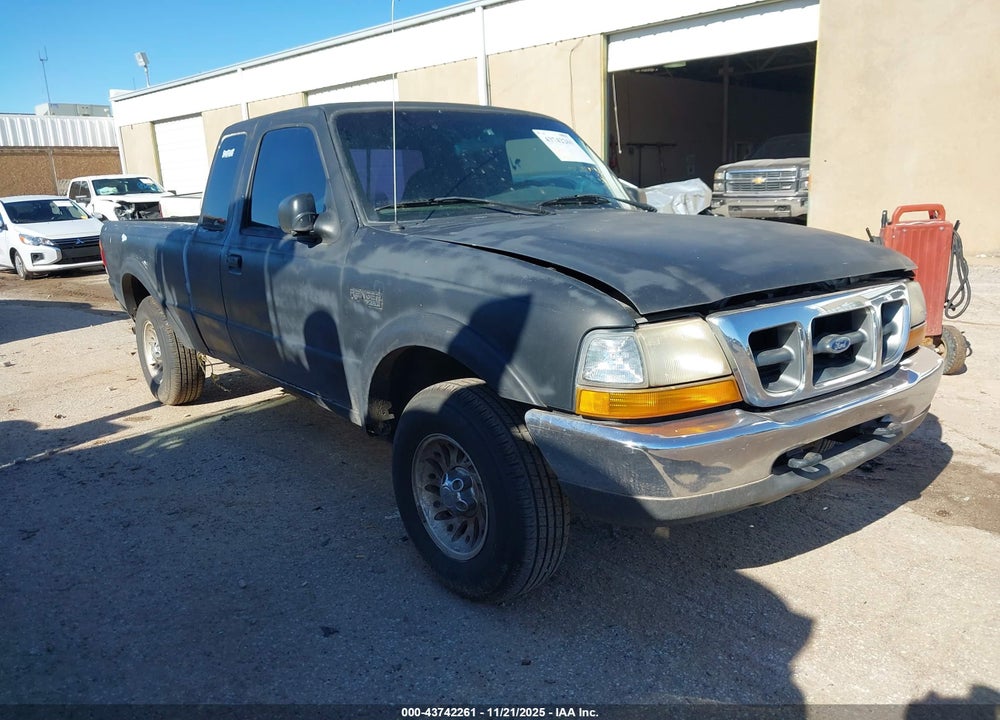 1999 FORD RANGER XLT VIN: 1FTZR15X5XPB58084