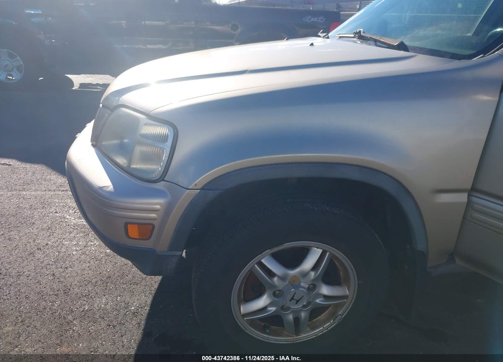 2000 HONDA CR-V SPECIAL EDITION VIN: JHLRD1876YC049610
