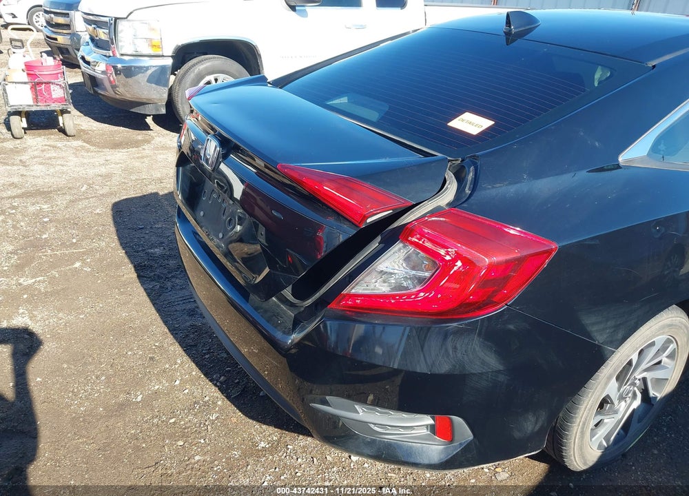 2017 HONDA CIVIC EX VIN: 19XFC2F78HE019187