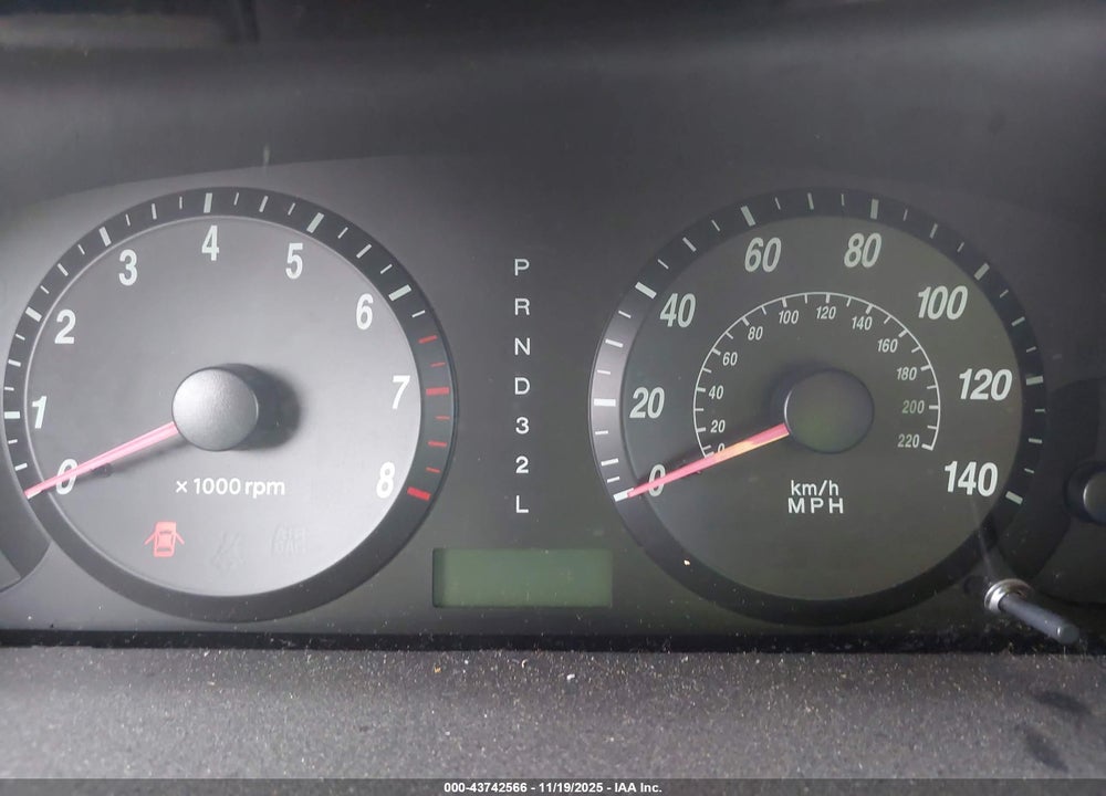 2005 HYUNDAI ELANTRA GLS/GT VIN: KMHDN46D95U048743