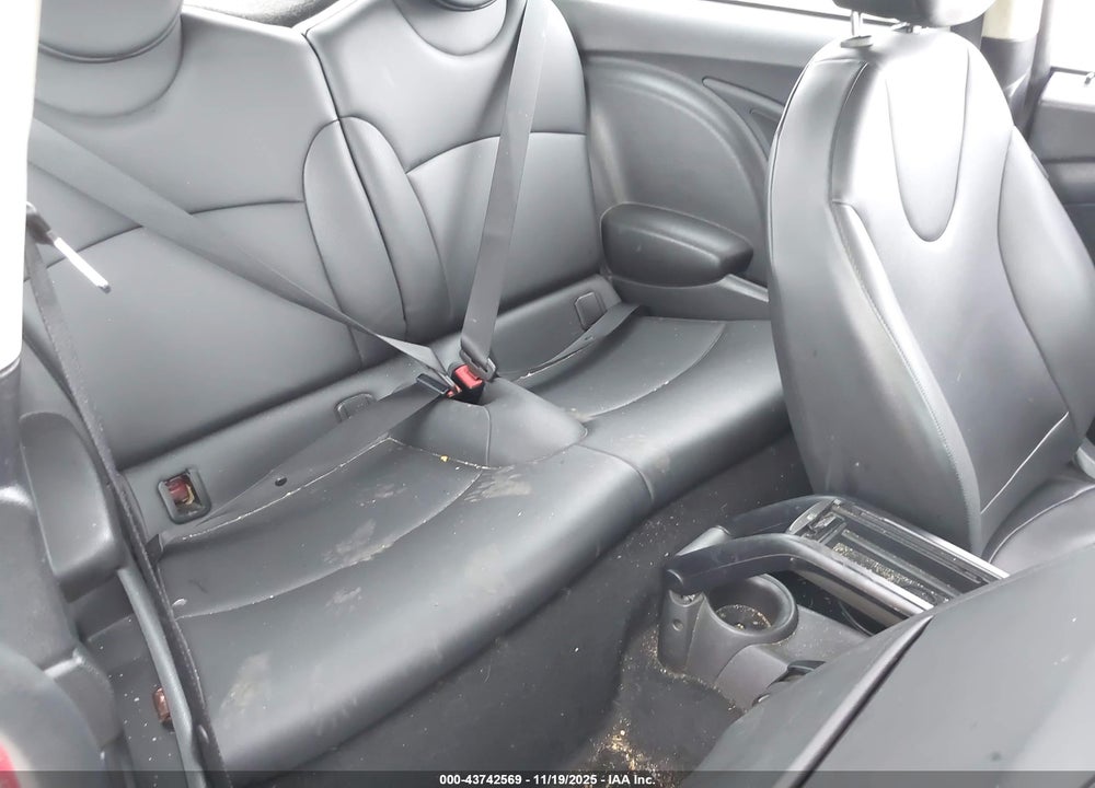2013 MINI HARDTOP COOPER VIN: WMWSU3C51DT549228