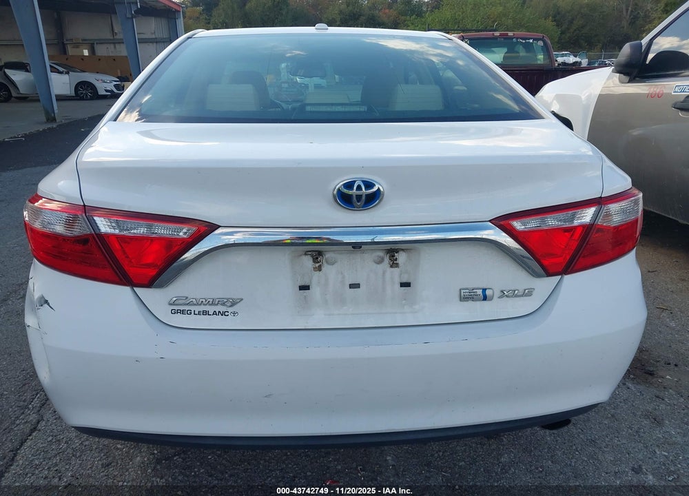 2015 TOYOTA CAMRY HYBRID XLE VIN: 4T1BD1FK9FU156434
