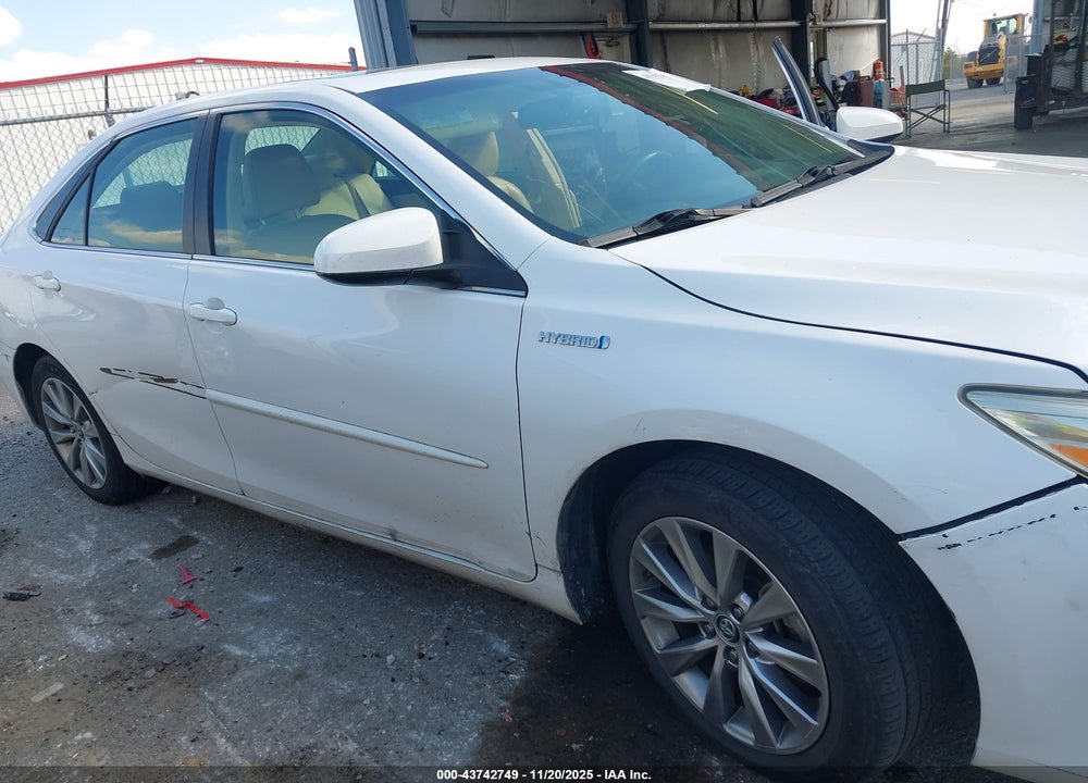 2015 TOYOTA CAMRY HYBRID XLE VIN: 4T1BD1FK9FU156434