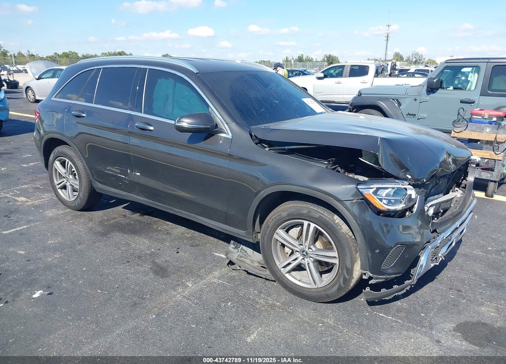 2021 MERCEDES-BENZ GLC 300 SUV VIN: W1N0G8DB2MV267132