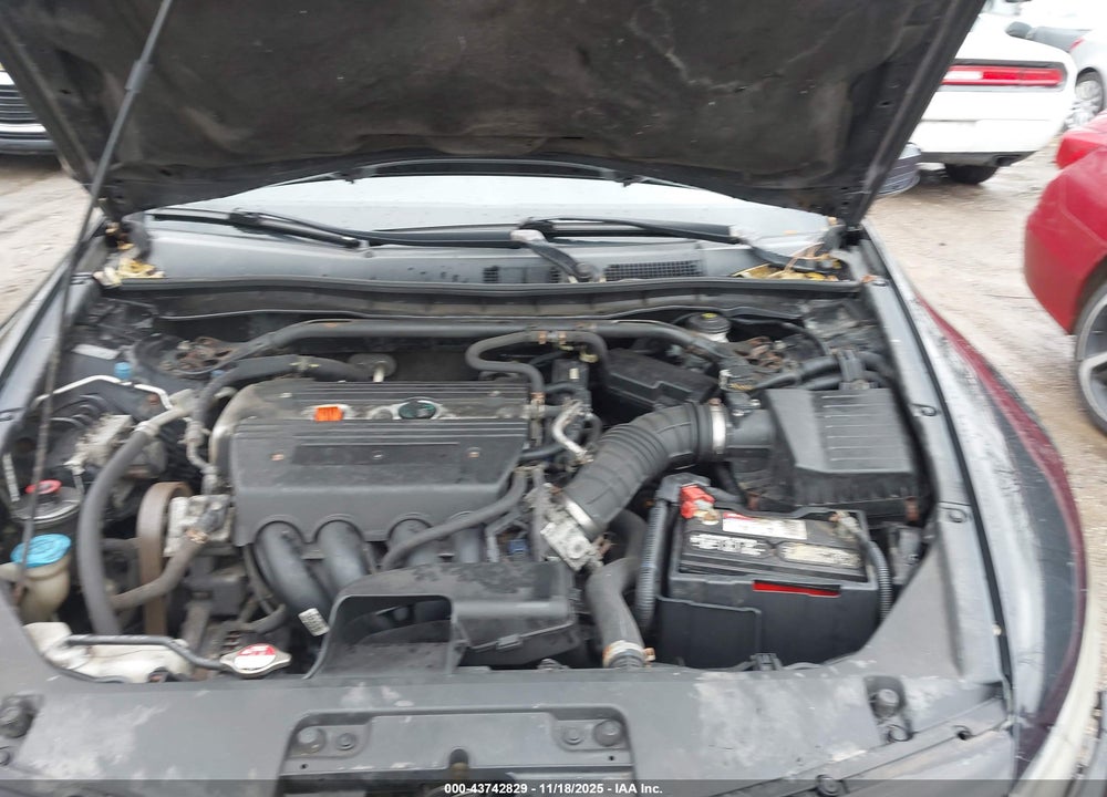 2008 HONDA ACCORD VIN: 1HGCS12898A022800