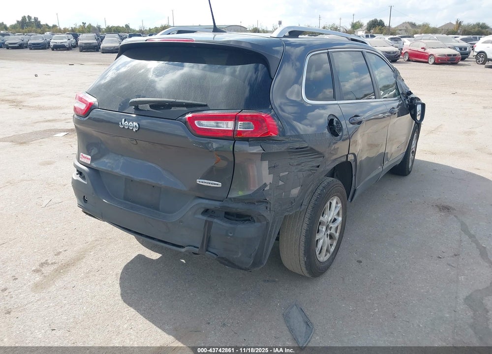 2017 JEEP CHEROKEE VIN: 1C4PJLCS7HW641469