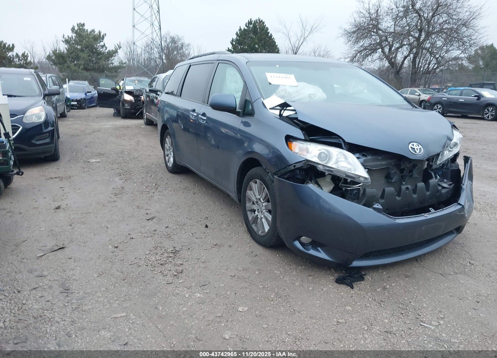 2015 TOYOTA SIENNA XLE 7 PASSENGER VIN: 5TDDK3DC8FS102654