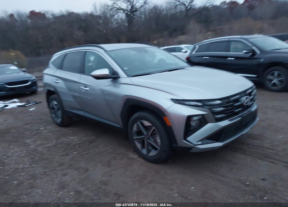 2025 HYUNDAI TUCSON SEL VIN: 5NMJBCDE2SH449043