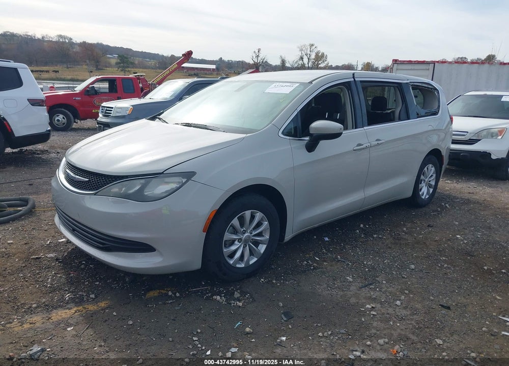 2017 CHRYSLER PACIFICA TOURING VIN: 2C4RC1DG0HR771006