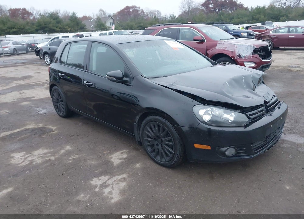 2014 VOLKSWAGEN GOLF 2.0L TDI VIN: WVWNM7AJ1EW003486
