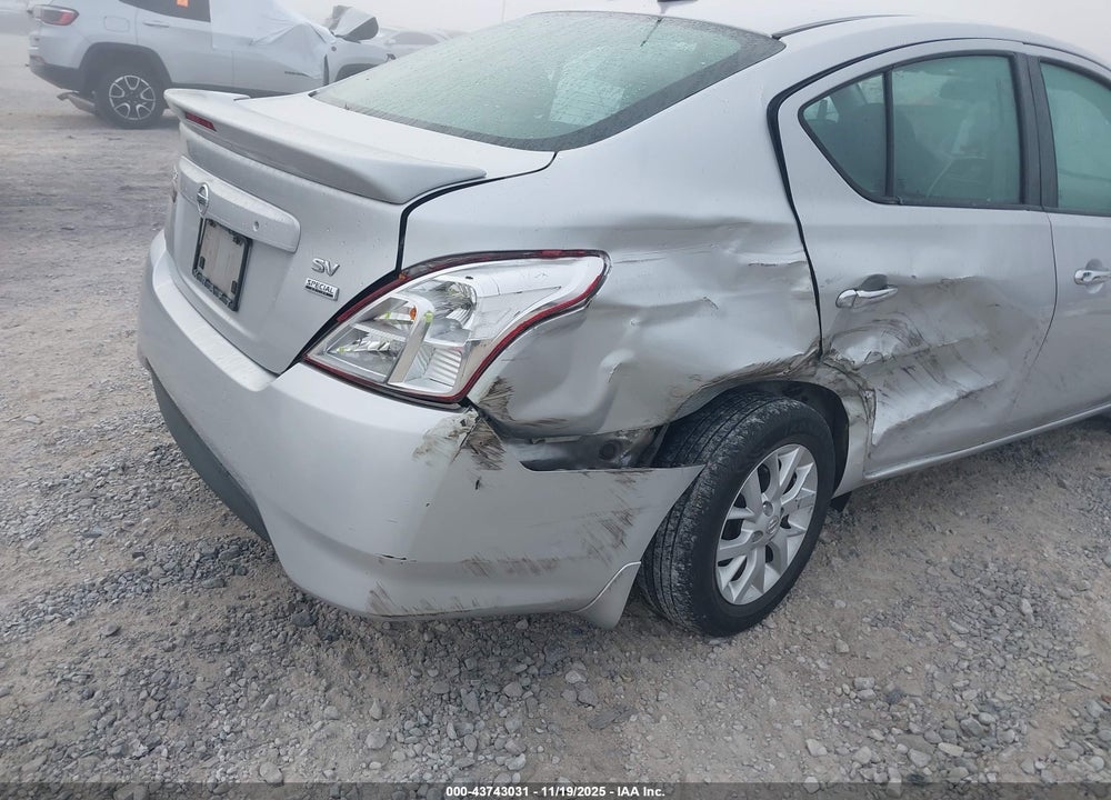2017 NISSAN VERSA 1.6 SV VIN: 3N1CN7AP7HL871966