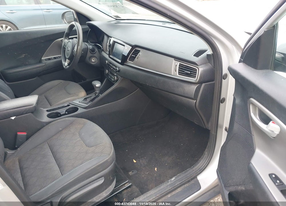 2017 KIA NIRO FE VIN: KNDCB3LCXH5067556