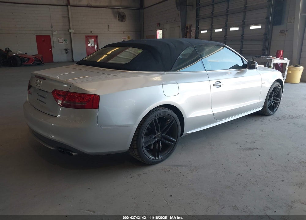 2010 AUDI S5 3.0 PREMIUM PLUS VIN: WAUCGAFH8AN013625