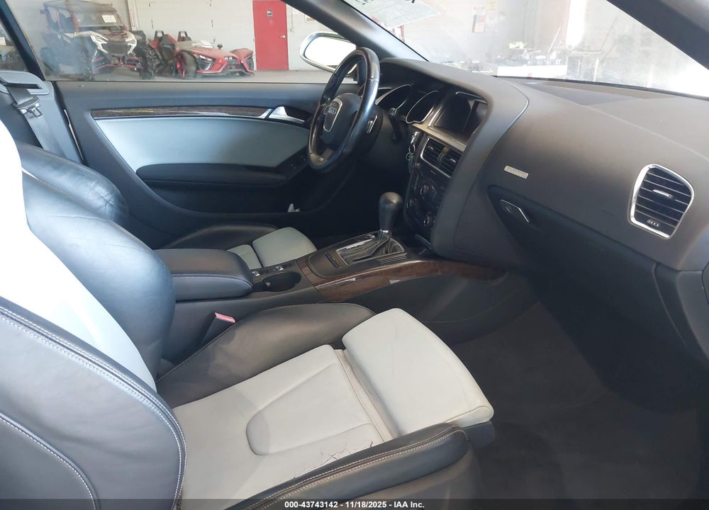 2010 AUDI S5 3.0 PREMIUM PLUS VIN: WAUCGAFH8AN013625