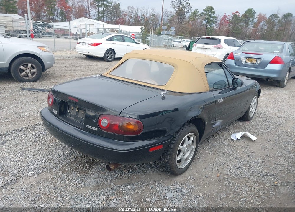 1996 MAZDA MX-5 MIATA VIN: JM1NA3533T0700302