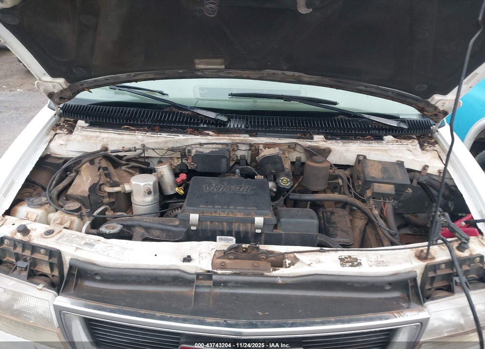 2000 SAFARI GMC  SL VIN: 1GKDM19W2YB506095