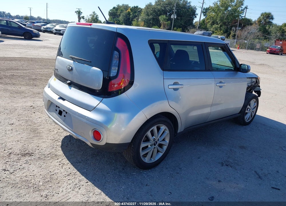 2018 KIA SOUL VIN: KNDJP3A52J7522553