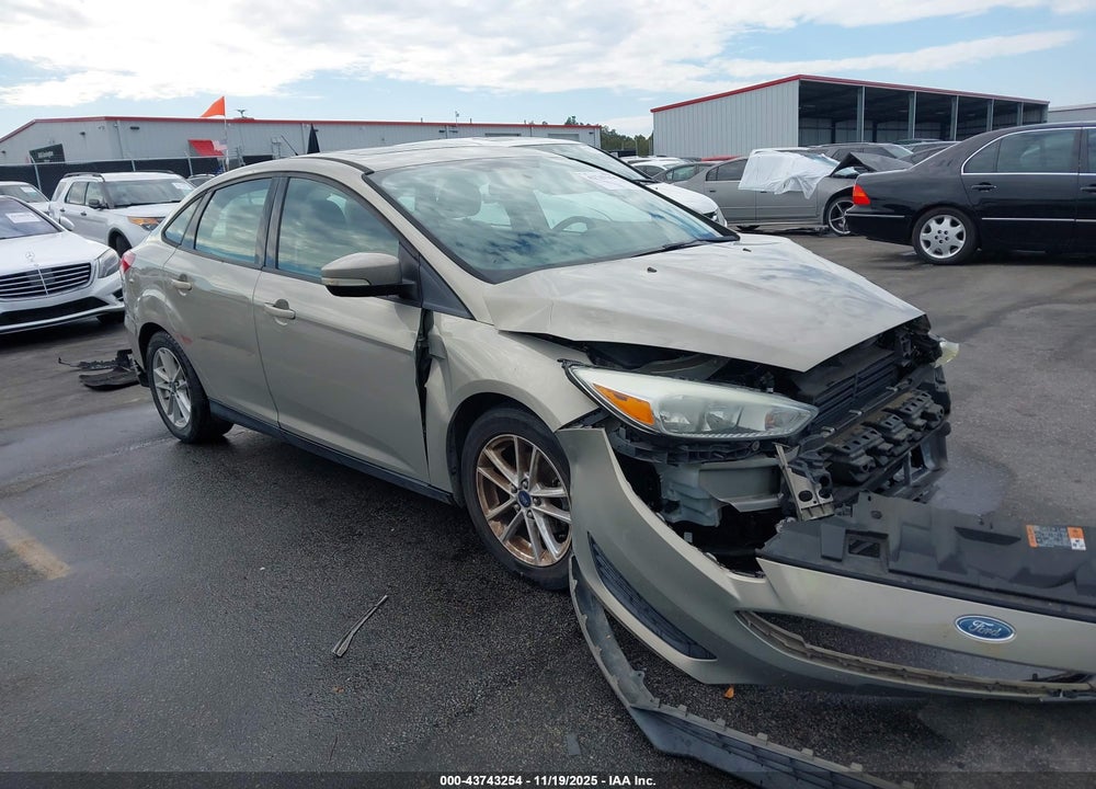 2015 FORD FOCUS SE VIN: 1FADP3F25FL291728