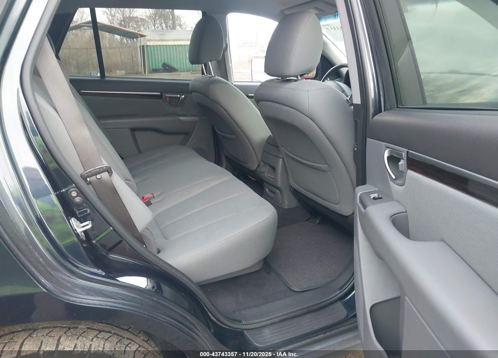 2011 HYUNDAI SANTA FE GLS VIN: 5XYZG3AB5BG014509