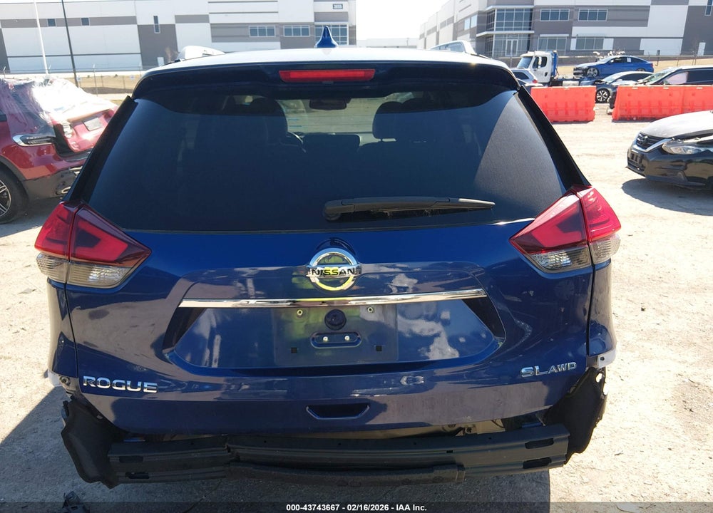 2017 NISSAN ROGUE SL VIN: 5N1AT2MV9HC812593