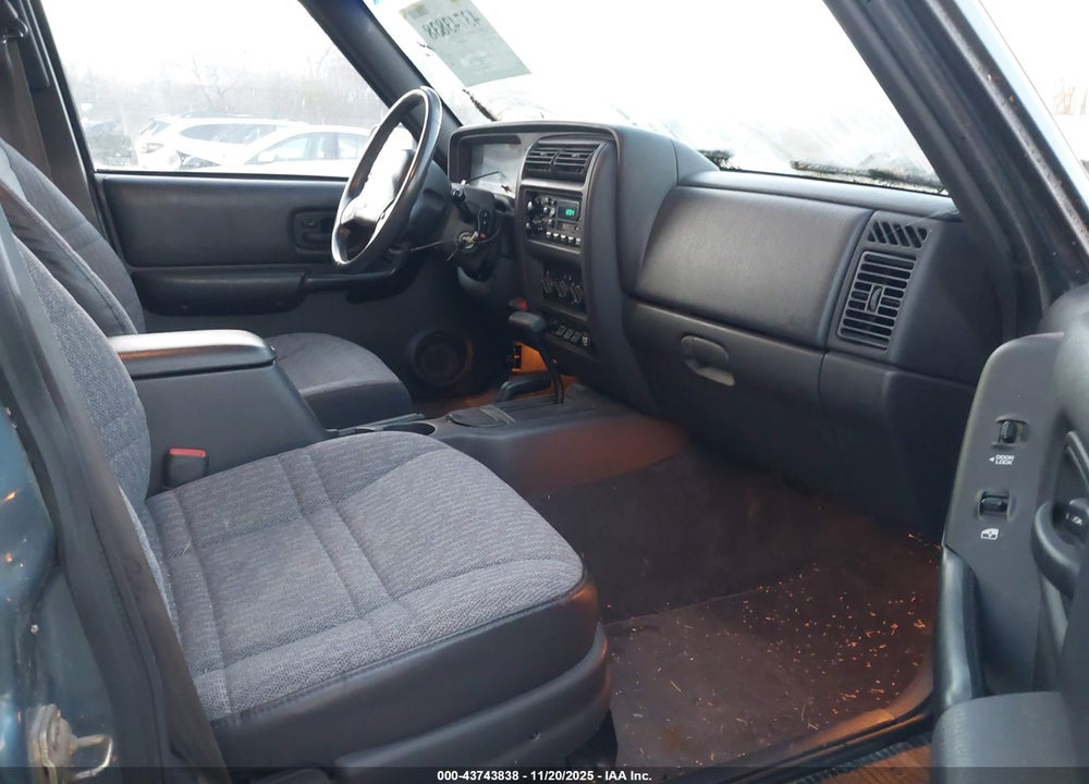 1999 JEEP CHEROKEE CLASSIC/SPORT VIN: 1J4FF68S7XL578830