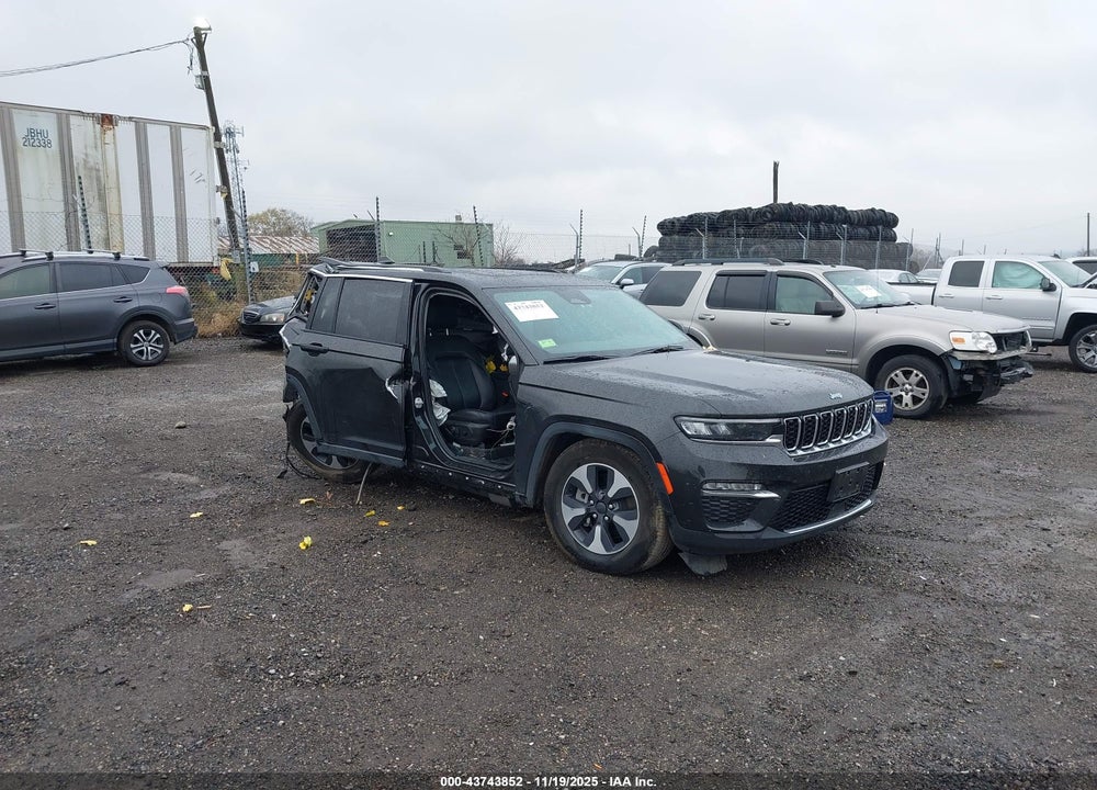 2023 JEEP GRAND CHEROKEE 4XE VIN: 1C4RJYB62PC633967
